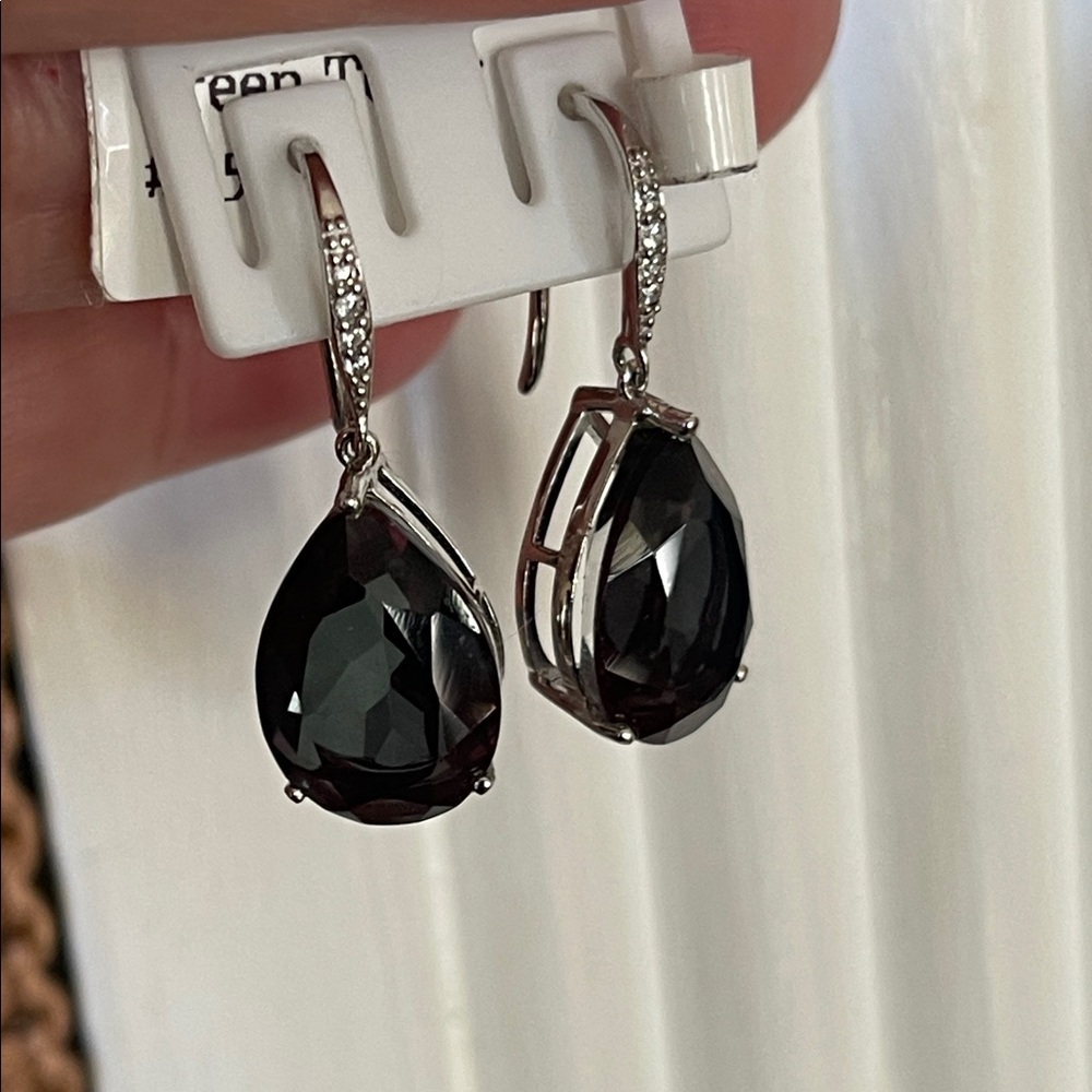 Elegant Natural Green Topaz Teardrop Dangling Earrings in 925 Sterling Silver - Picture 3 of 11